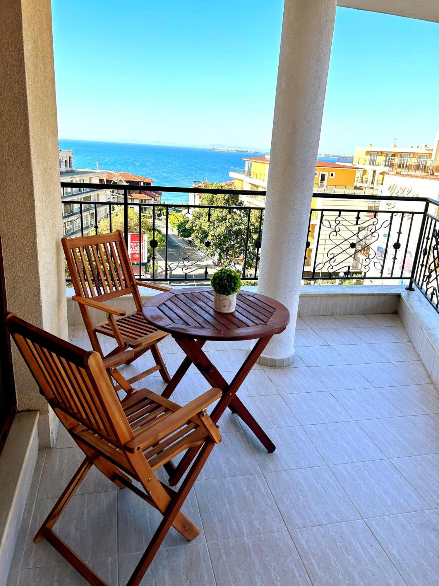 Apartment Calabria Sveti Vlas Eksteriør billede